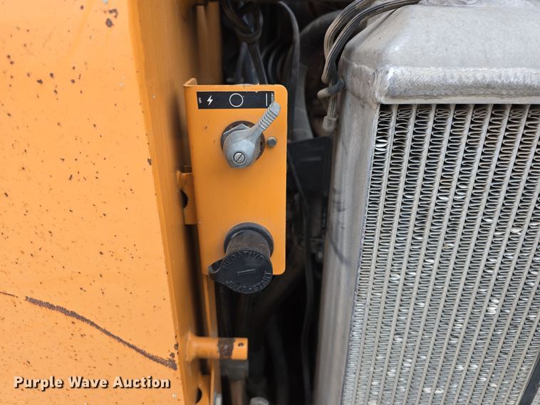 image for item DW3105 2011 Case 440CT Series 3 tracked skid steer loader