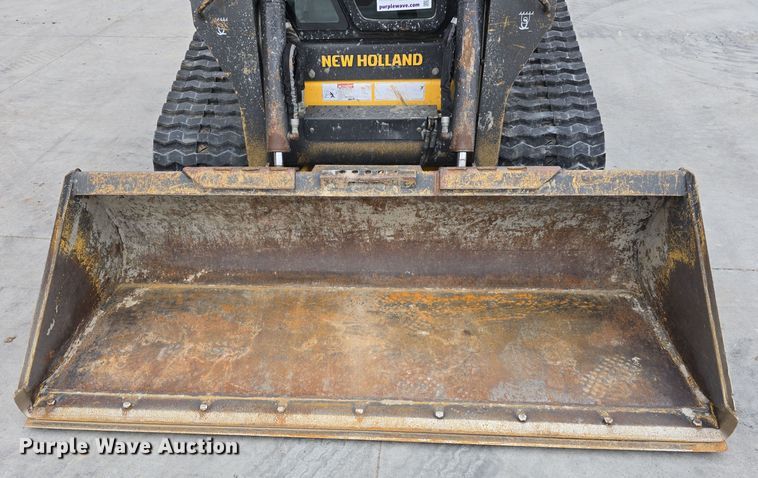 image for item DW3106 2019 New Holland C234 tracked skid steer loader