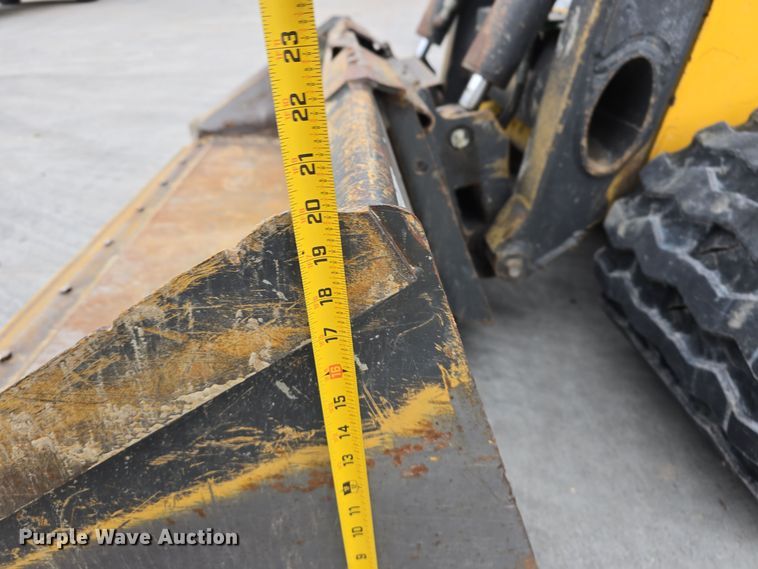 image for item DW3106 2019 New Holland C234 tracked skid steer loader