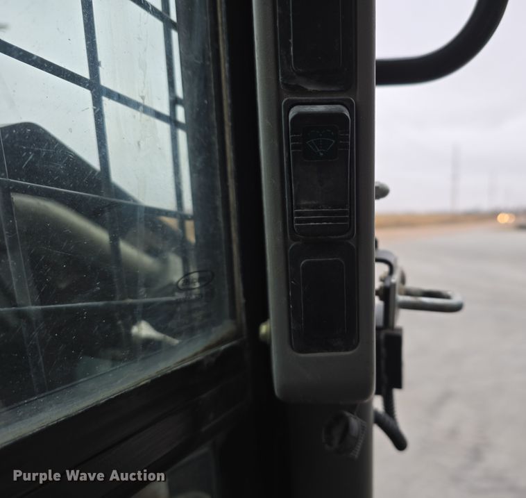 image for item DW3106 2019 New Holland C234 tracked skid steer loader