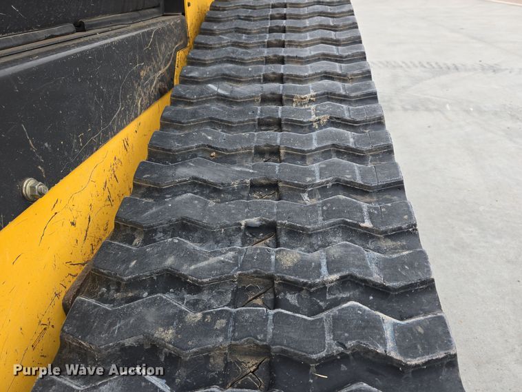 image for item DW3106 2019 New Holland C234 tracked skid steer loader