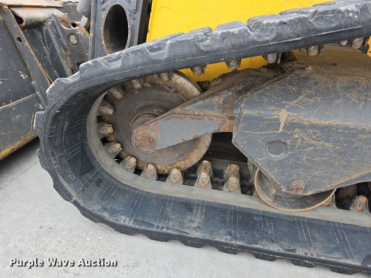 image for item DW3106 2019 New Holland C234 tracked skid steer loader