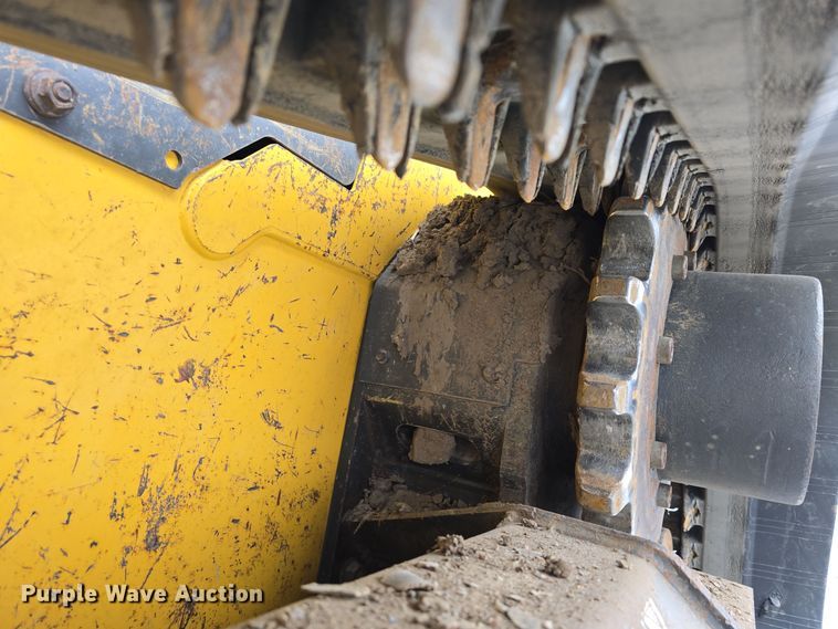 image for item DW3106 2019 New Holland C234 tracked skid steer loader