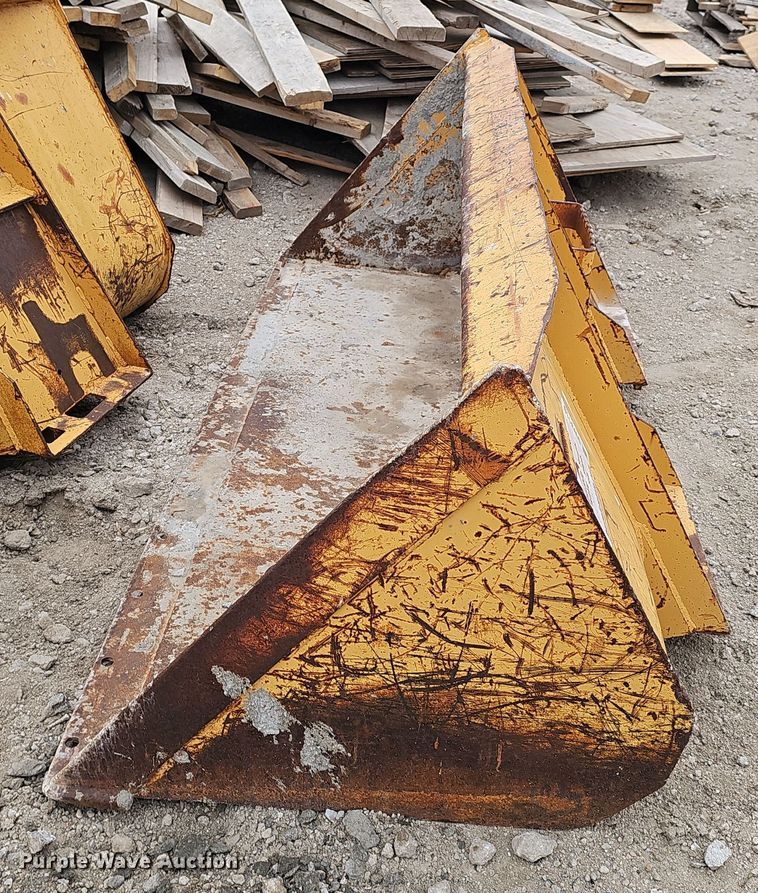 image for item DW3110 (2) Case skid steer buckets