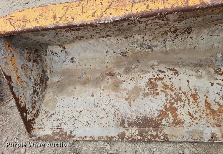 image for item DW3110 (2) Case skid steer buckets