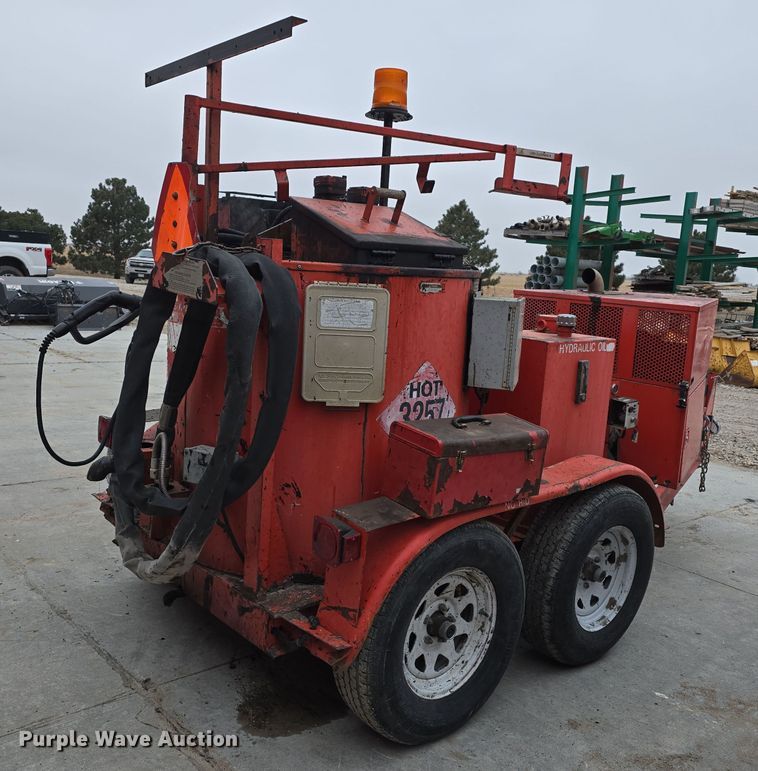 image for item DW3112 2001 Crafco SuperShot SS125 melter applicator