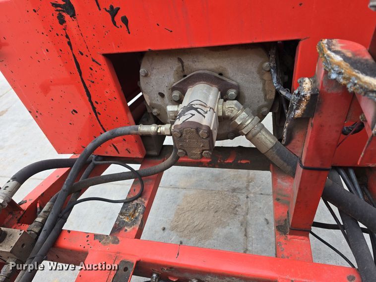 image for item DW3112 2001 Crafco SuperShot SS125 melter applicator