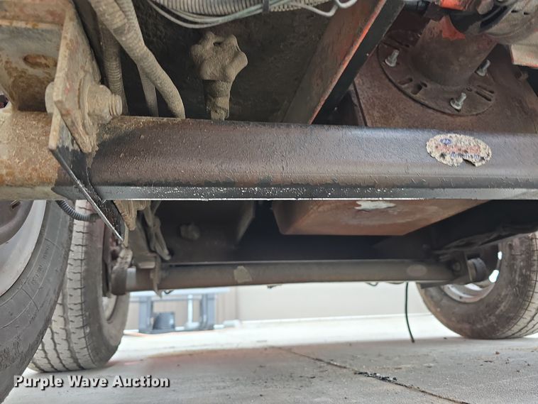 image for item DW3112 2001 Crafco SuperShot SS125 melter applicator