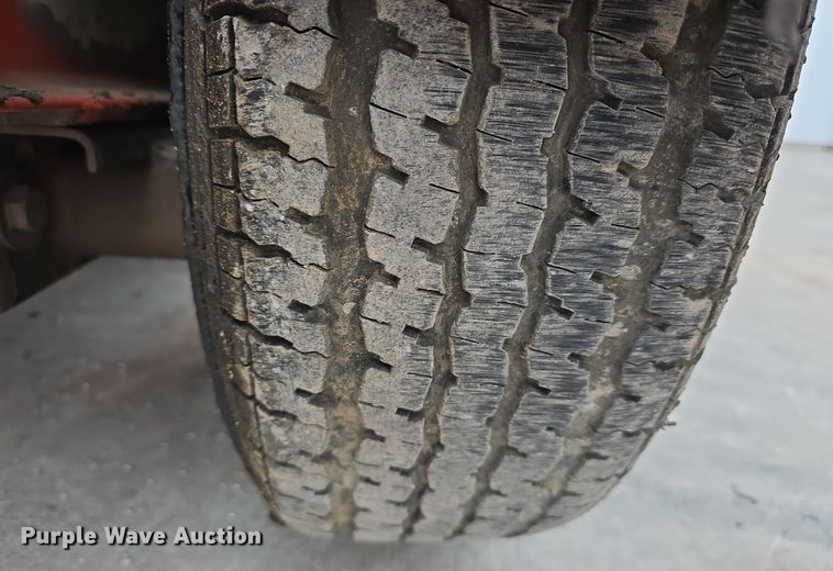 image for item DW3112 2001 Crafco SuperShot SS125 melter applicator