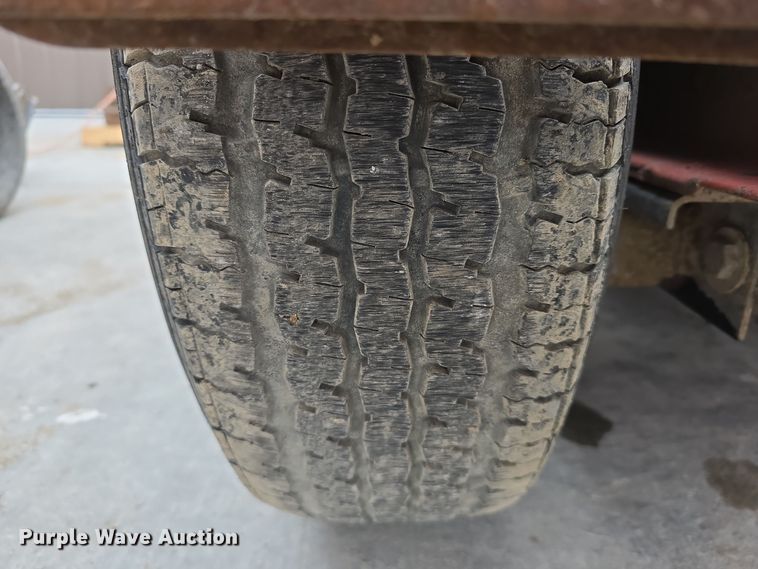 image for item DW3112 2001 Crafco SuperShot SS125 melter applicator