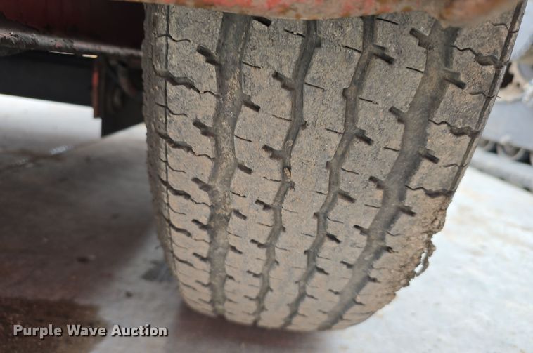 image for item DW3112 2001 Crafco SuperShot SS125 melter applicator