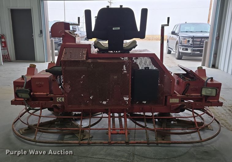 image for item DW3113 Razorback Rider Super Pro 400 power trowel