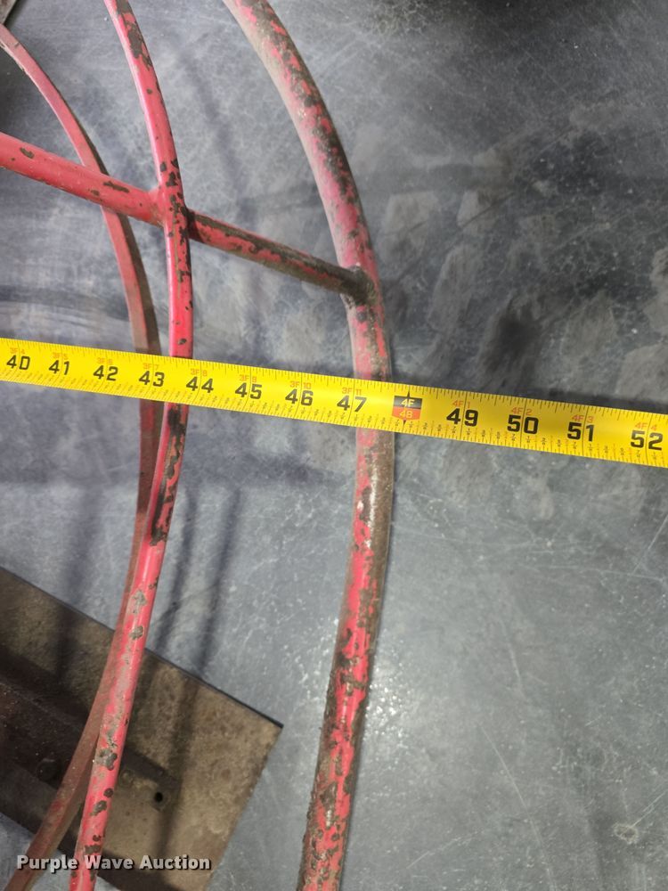 image for item DW3113 Razorback Rider Super Pro 400 power trowel