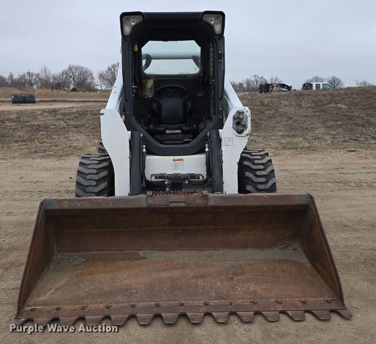 image for item DW3114 2013 Bobcat S650 skid steer loader
