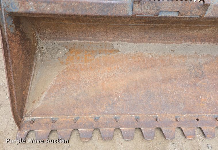 image for item DW3114 2013 Bobcat S650 skid steer loader