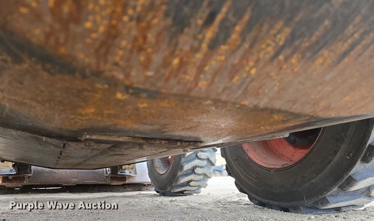 image for item DW3114 2013 Bobcat S650 skid steer loader