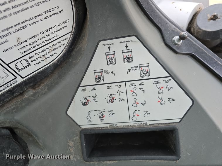 image for item DW3114 2013 Bobcat S650 skid steer loader