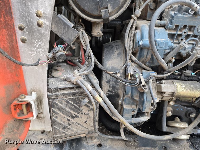 image for item DW3114 2013 Bobcat S650 skid steer loader