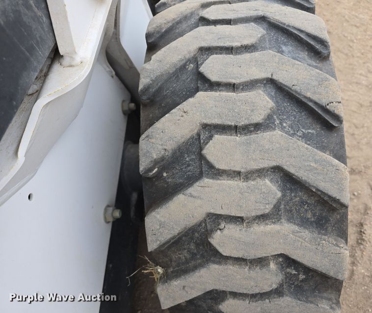 image for item DW3114 2013 Bobcat S650 skid steer loader