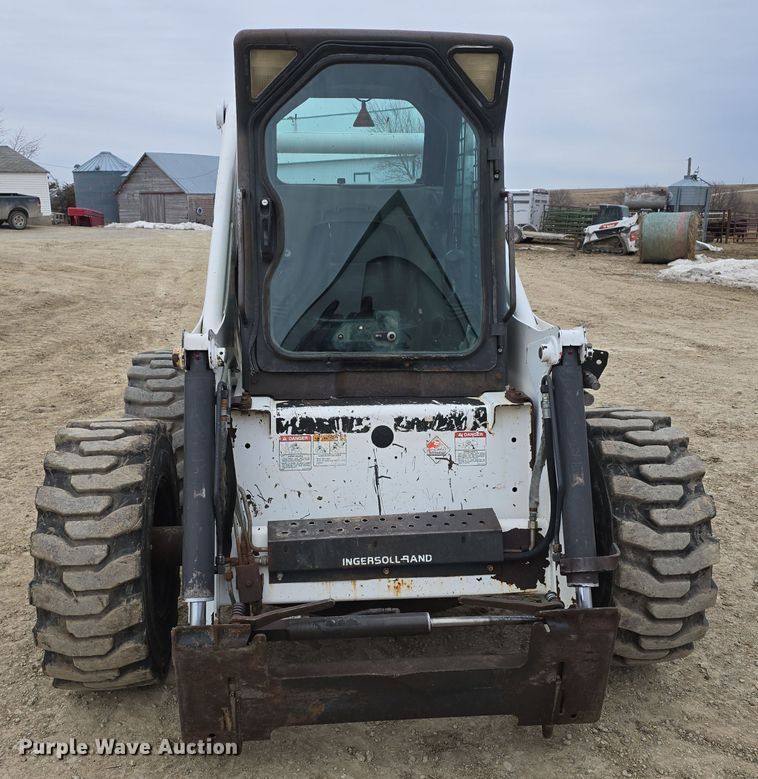 image for item DW3118 2000 Bobcat 873 skid steer loader