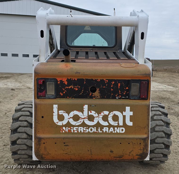image for item DW3118 2000 Bobcat 873 skid steer loader