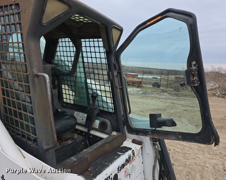 image for item DW3118 2000 Bobcat 873 skid steer loader