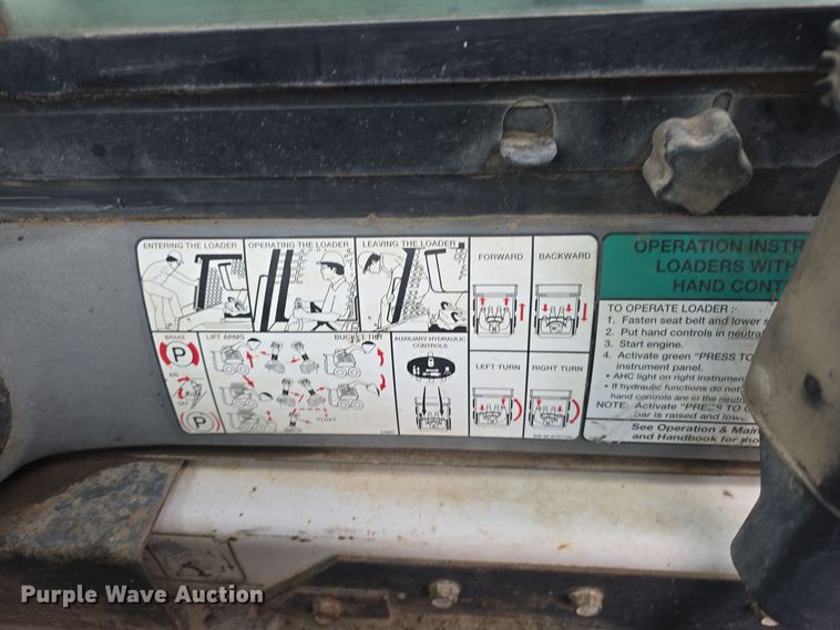 image for item DW3118 2000 Bobcat 873 skid steer loader