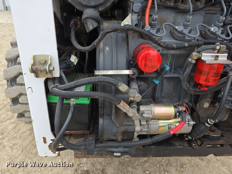 image for item DW3118 2000 Bobcat 873 skid steer loader