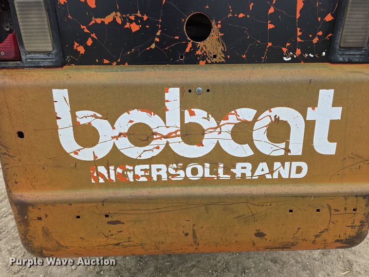 image for item DW3118 2000 Bobcat 873 skid steer loader