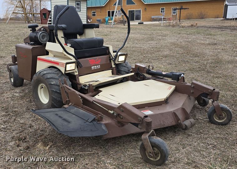 image for item DW3120 Grasshopper 928D ZTR lawn mower