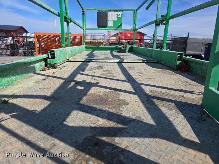 image for item DW3153 2016 Genie GS3369 DC scissor lift