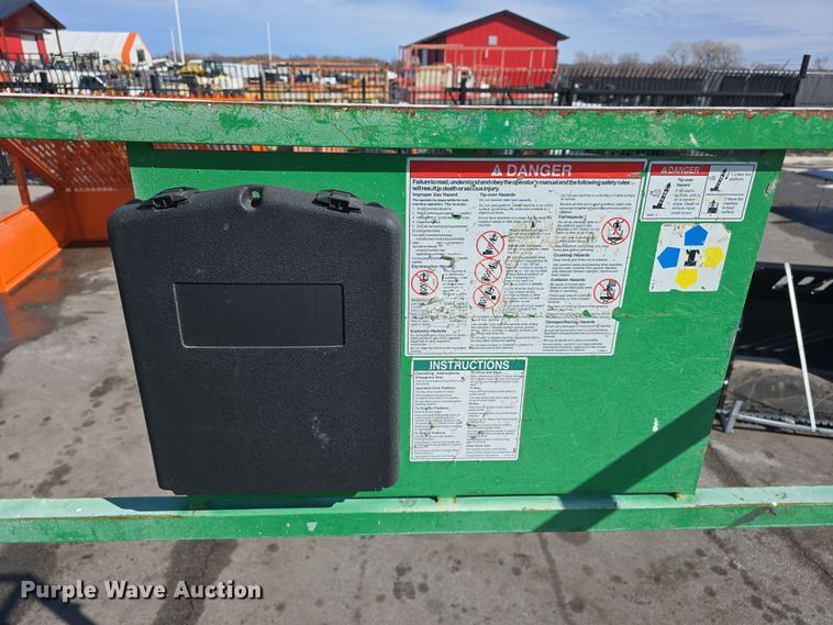 image for item DW3153 2016 Genie GS3369 DC scissor lift