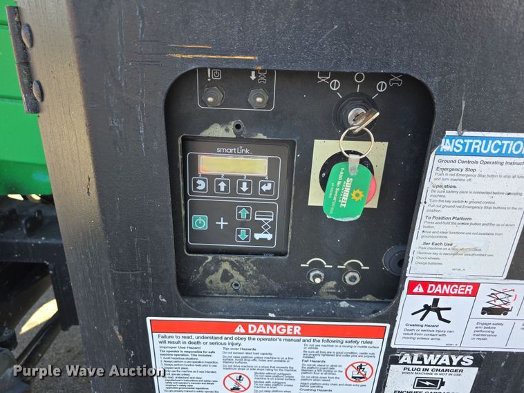 image for item DW3153 2016 Genie GS3369 DC scissor lift