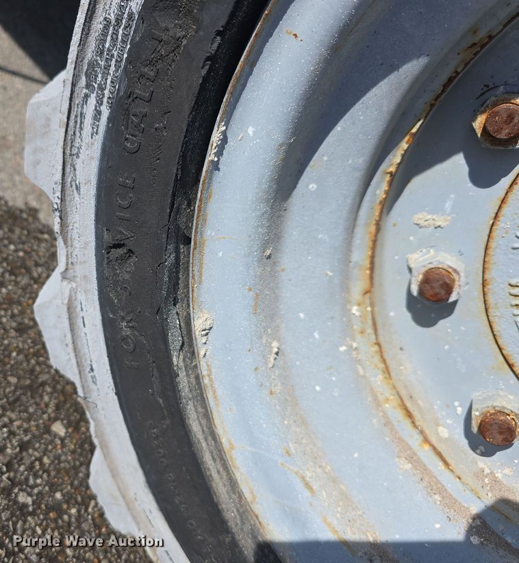 image for item DW3153 2016 Genie GS3369 DC scissor lift