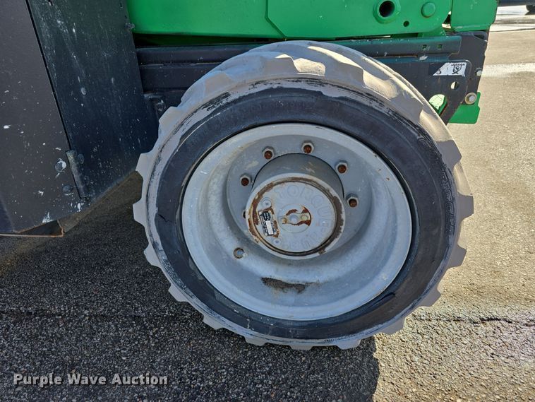 image for item DW3153 2016 Genie GS3369 DC scissor lift