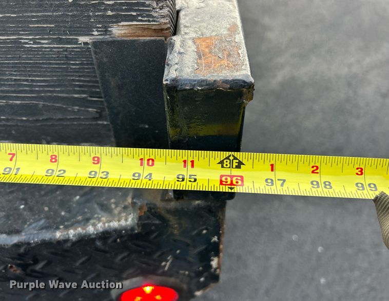 image for item DW3353 2022 Ford F450 Super Duty XL Crew Cab flatbed truck