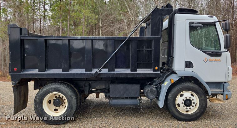 image for item EC3455 2014 Kenworth K370 dump truck