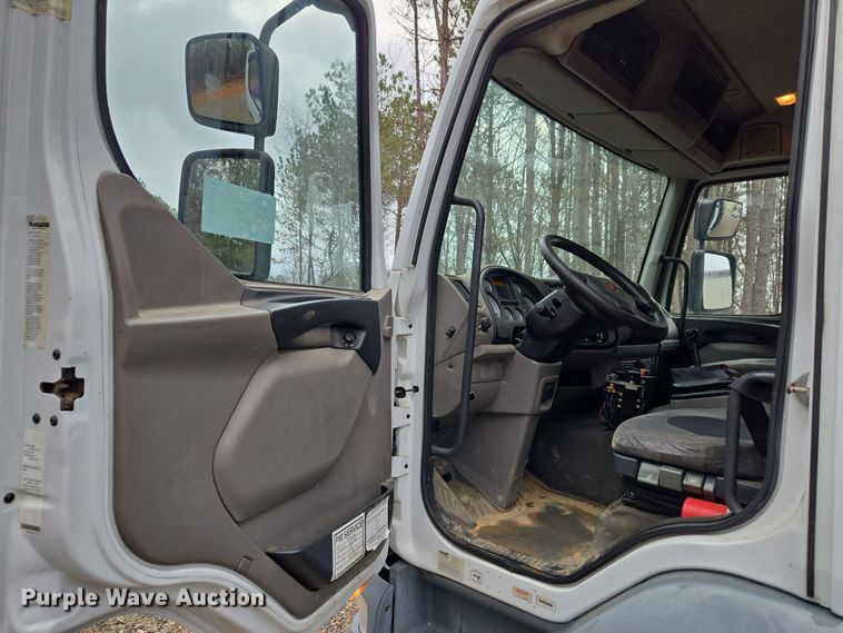 image for item EC3455 2014 Kenworth K370 dump truck