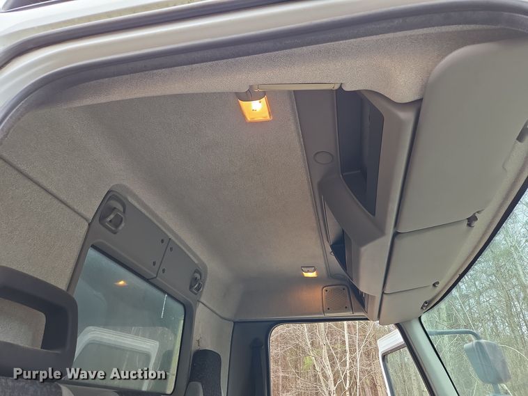 image for item EC3455 2014 Kenworth K370 dump truck