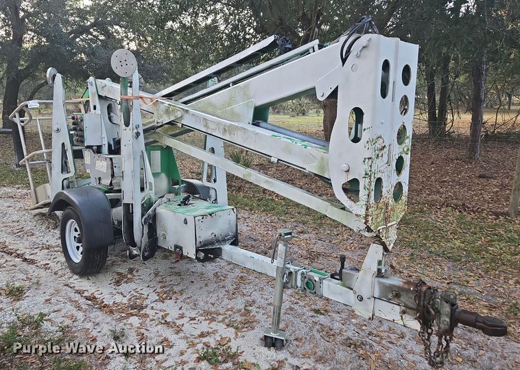 image for item EC3459 2014 Genie TZ-34 boom lift