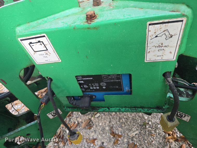 image for item EC3459 2014 Genie TZ-34 boom lift