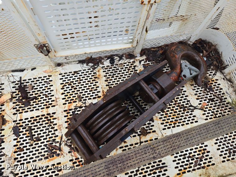 image for item EC3460 2007 International 7500 crane truck