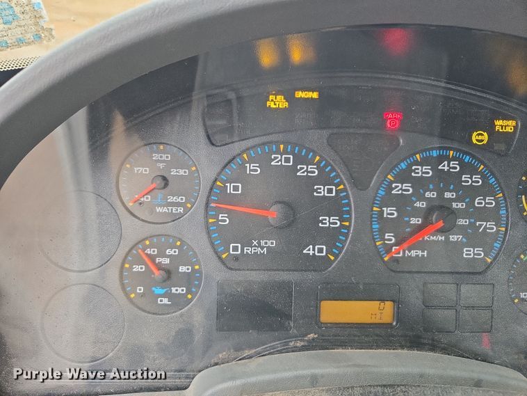 image for item EC3460 2007 International 7500 crane truck