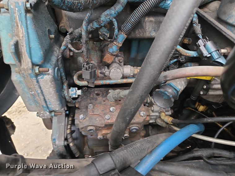 image for item EC3460 2007 International 7500 crane truck