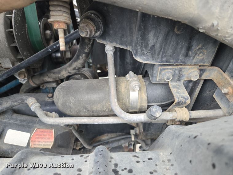 image for item EC3460 2007 International 7500 crane truck