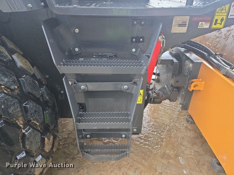 image for item EC3461 2019 Case SV212D single drum vibratory roller