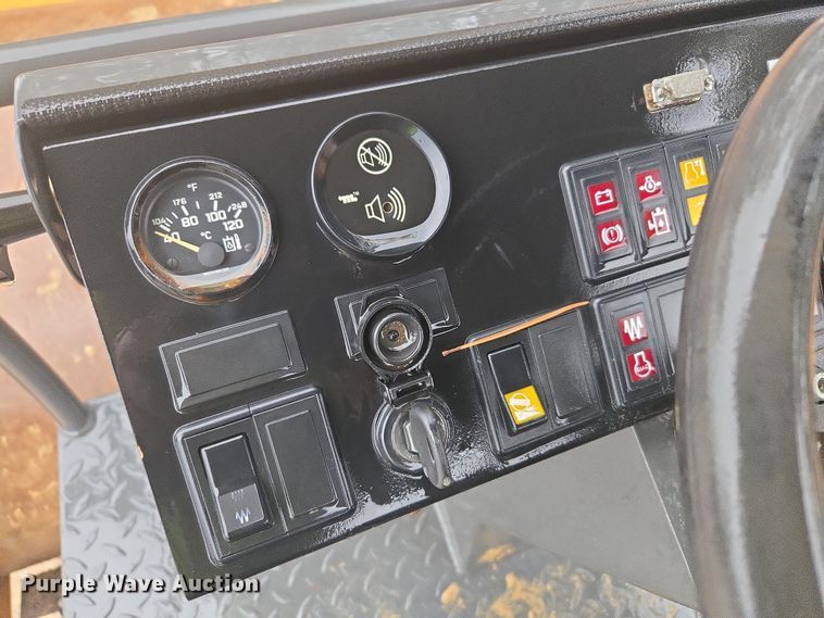 image for item EC3461 2019 Case SV212D single drum vibratory roller