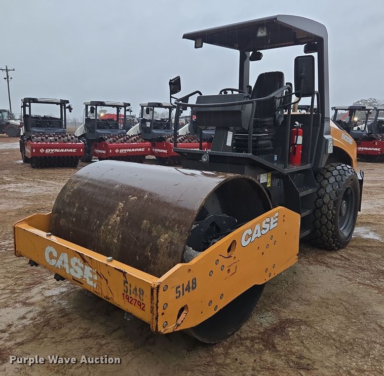 image for item EC3462 2019 Case SV208D single drum vibratory roller