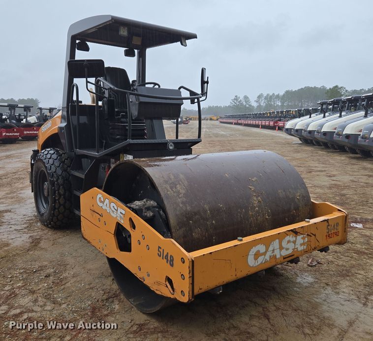 image for item EC3462 2019 Case SV208D single drum vibratory roller