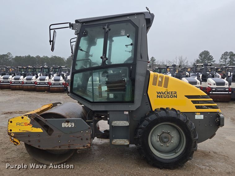 image for item EC3463 2018 Wacker Neuson RC50 single drum vibratory roller